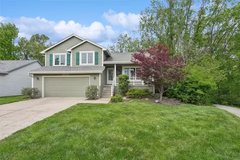 4510 88th St, Urbandale, IA 50322