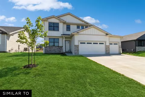 17234 Northview Dr, Urbandale, IA 50323
