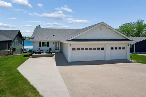 1330 Cherri Ln, Ellston, IA 50074