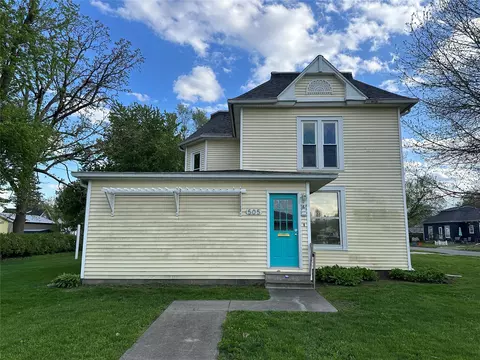 505 S 3rd Ave E, Newton, IA 50208