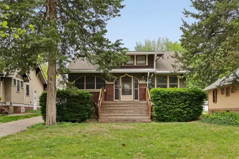 1608 Thompson Ave, Des Moines, IA 50316
