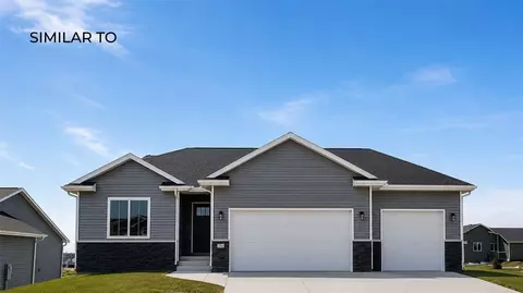722 W Wright Rd, Norwalk, IA 50211