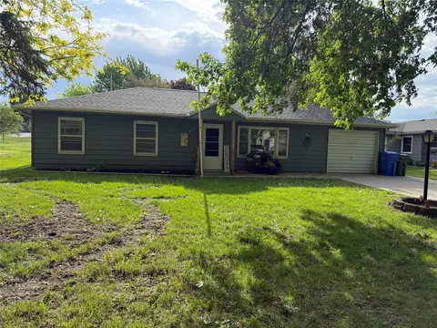 621 S Olive St, Jefferson, IA 50129