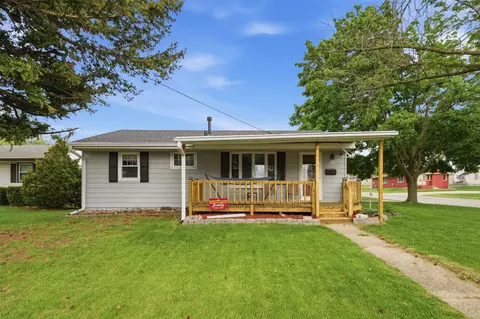 2601 E 40th St, Des Moines, IA 50317
