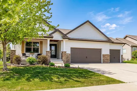 1601 Reinhart Dr NW, Ankeny, IA 50023