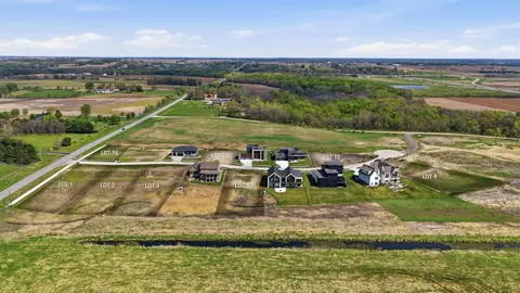 11865 Meadow Springs Dr, Johnston, IA 50131