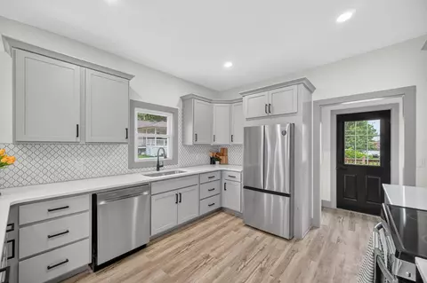 402 North St, Guthrie Center, IA 50115