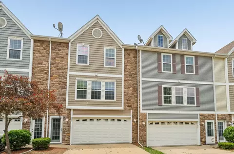 356 NE Sandalwood, Waukee, IA 50263