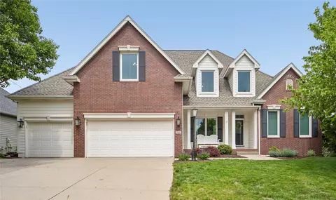 2835 SE Belfry Dr, Waukee, IA 50263