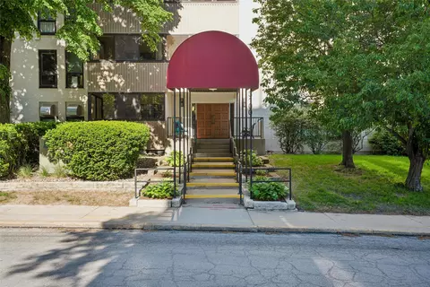 3100 Grand Ave #1C, Des Moines, IA 50312
