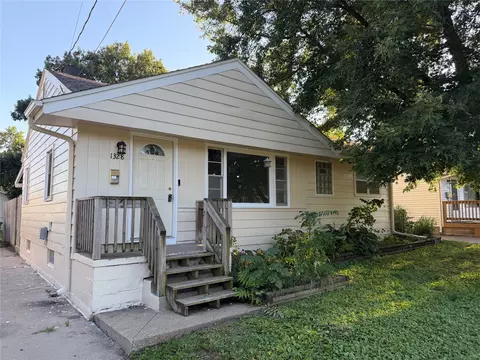 1328 Carrie Ave, Des Moines, IA 50315
