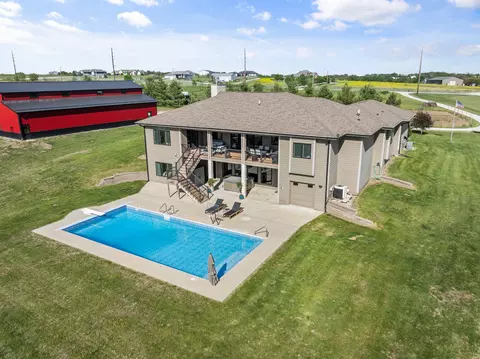 1177 Woodland Ave, Cumming, IA 50061