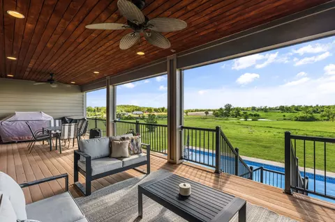 1177 Woodland Ave, Cumming, IA 50061