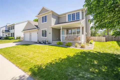 2650 Somerset Dr, Ames, IA 50010