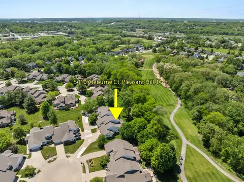 5010 Cleburne Ct, Pleasant Hill, IA 50327
