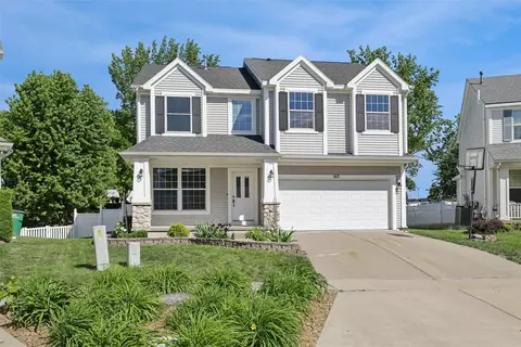 163 77th Pl, West Des Moines, IA 50266