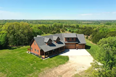 7708 Virginia St, New Virginia, IA 50210