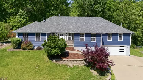 2614 Forest Dr, Knoxville, IA 50138