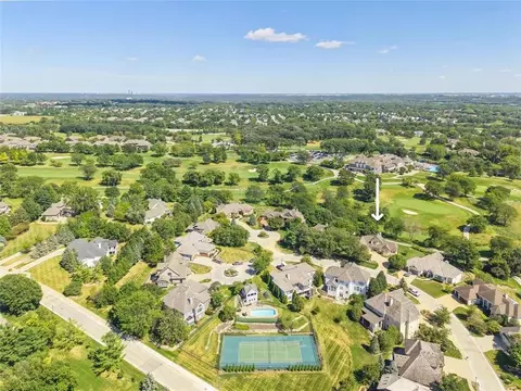 5576 Glen Oaks Pointe Pointe, West Des Moines, IA 50266