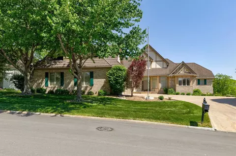 5576 Glen Oaks Pointe Pointe, West Des Moines, IA 50266