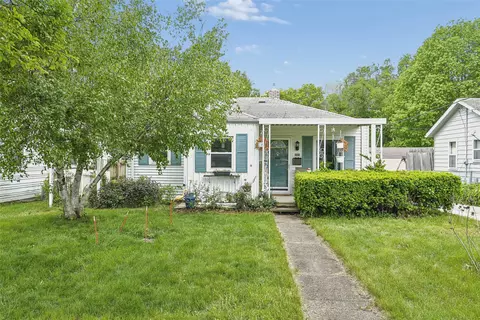 1538 56th St, Des Moines, IA 50311