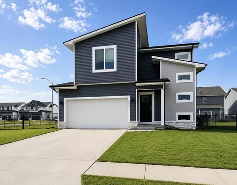 4035 NE 3rd St, Ankeny, IA 50021