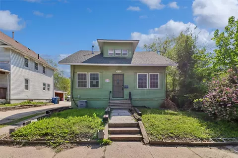 3103 1st St, Des Moines, IA 50313