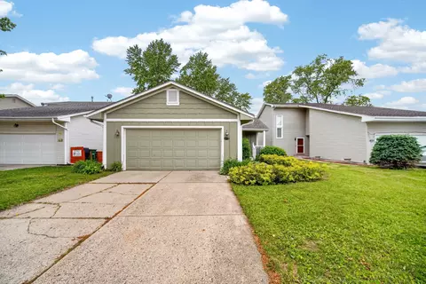 4518 84th St, Urbandale, IA 50322