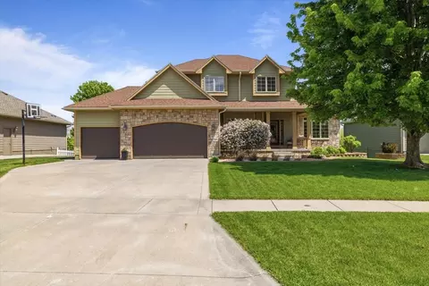 4107 SW Beechwood St, Ankeny, IA 50023