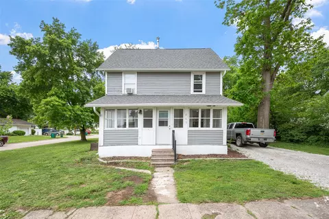 807 Hatton Ave, Dallas Center, IA 50063