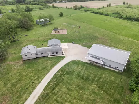 15864 Fulton St, Indianola, IA 50125