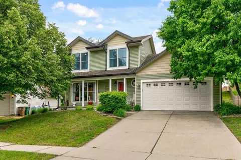 9310 Lakewood Cir, Norwalk, IA 50211