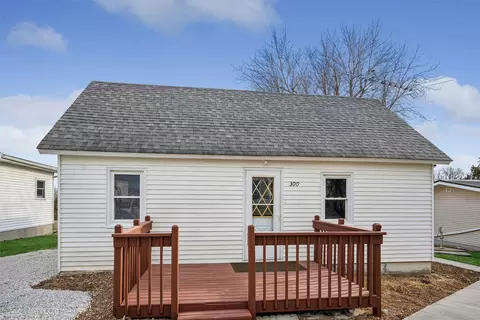 300 Stuart St, Adair, IA 50002
