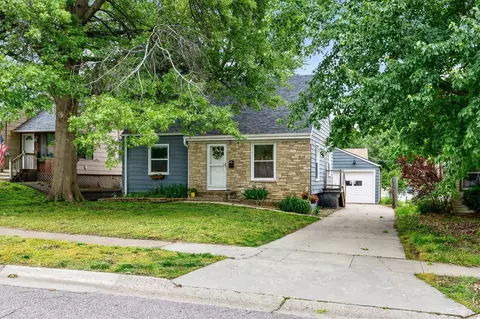 1309 Broad St, Des Moines, IA 50315