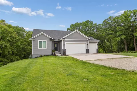 13685 169th Ln, Indianola, IA 50125
