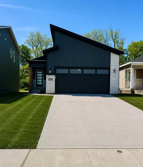 1044 NW Macarthur Ln, Waukee, IA 50263