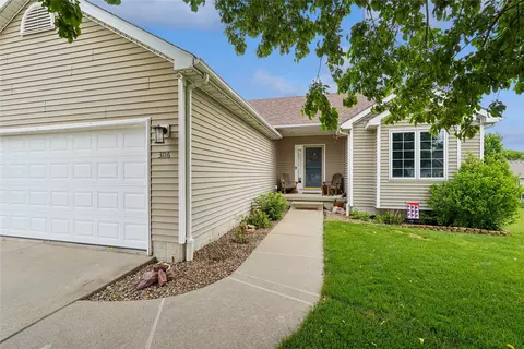 3116 Hart Ave, Des Moines, IA 50320