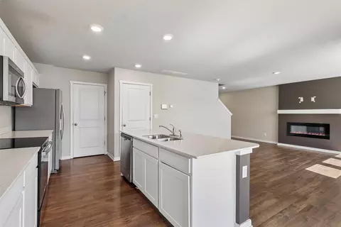 289 NW Charlestown Ln, Waukee, IA 50263