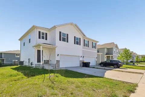 289 NW Charlestown Ln, Waukee, IA 50263