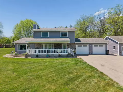74 Four Winds Dr, Clear Lake, IA 50428