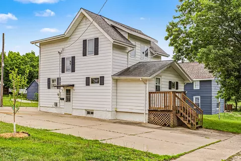207 N Union St, Madrid, IA 50156