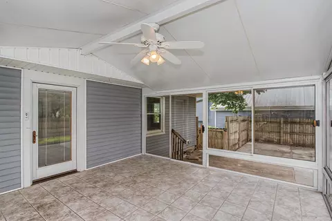 Exterior - 307 Dotson Dr, Ames, IA 50014 photo 4 of 10