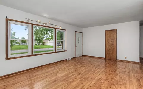 Living - 307 Dotson Dr, Ames, IA 50014 photo 3 of 4