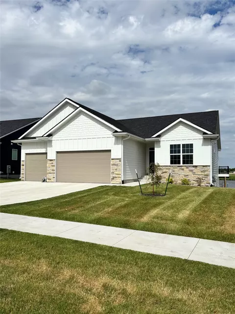 903 SW Cattail Rd, Grimes, IA 50111
