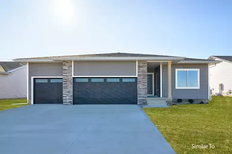 600 NW Atlas Ln, Waukee, IA 50263