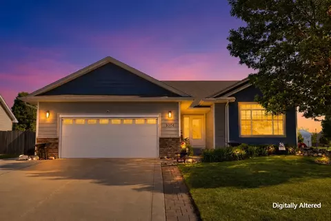1004 SW 47th Cir, Ankeny, IA 50023
