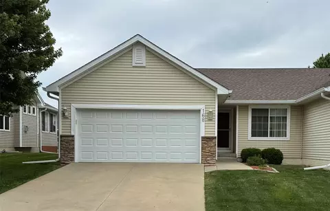 168 SE Sweetgrass Ln, Pleasant Hill, IA 50327