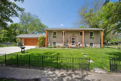 1310 SW 5th St, Ankeny, IA 50023