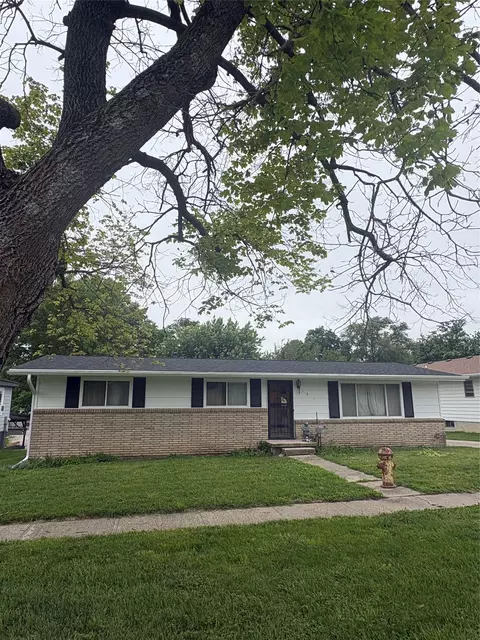 510 E Court Ave, Winterset, IA 50273
