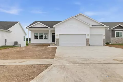 1820 Tuscany Dr SE, Altoona, IA 50009